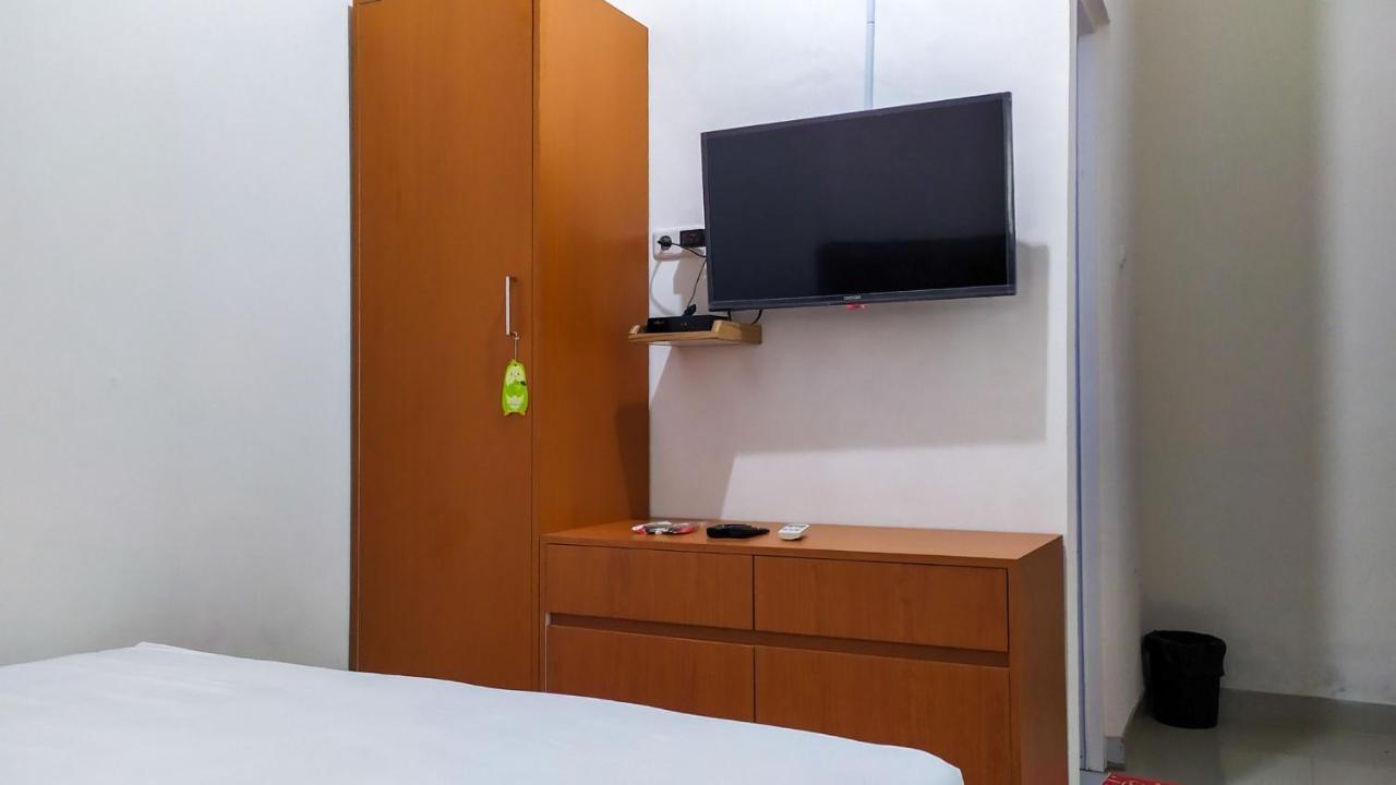 Omah Leren Mitra Reddoorz Near Gembiraloka Zoo Yogyakarta Hotel Екстериор снимка